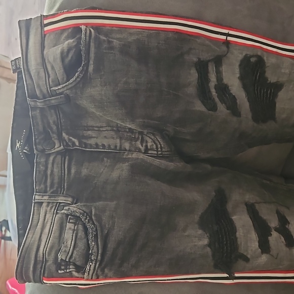 Jeans - Picture 2 of 5